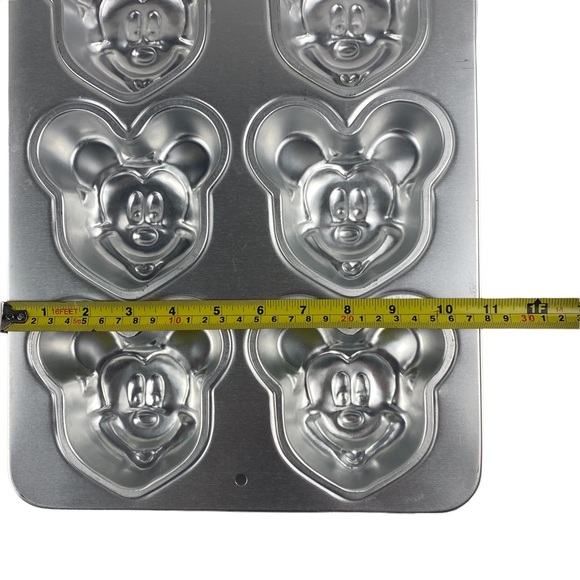 Disney 1995 Wilton Mickey Mouse Head Mini Cake Mold Baking Pan - Picture 3 of 8